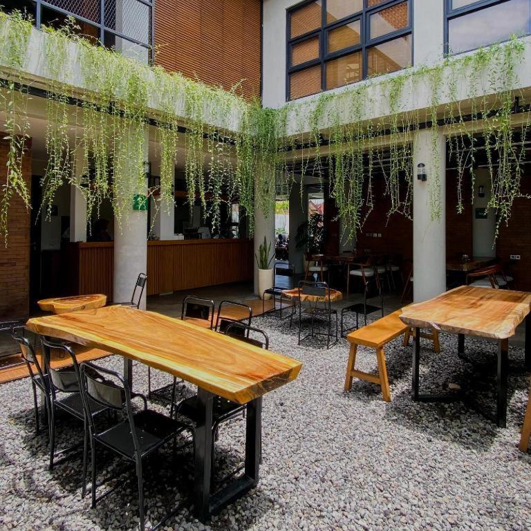 Smedi Coliving Hotel Yogyakarta Exterior foto